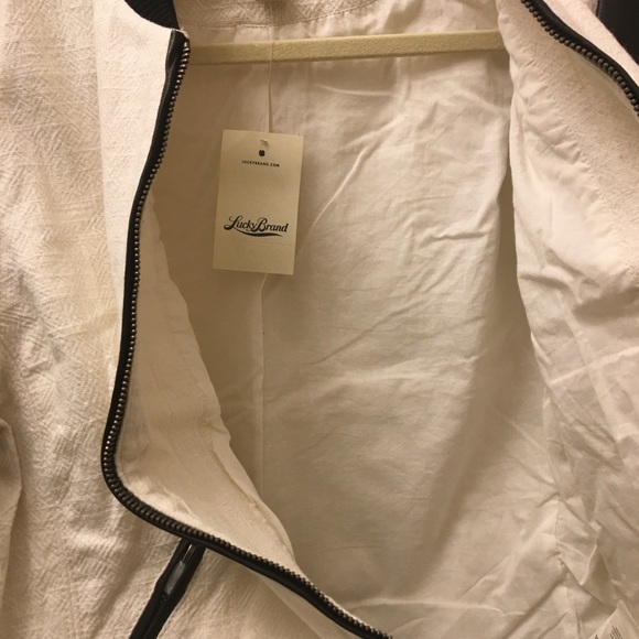 NWT Lucky Brand Two-Tone Varsity Jacket Cotton W/ Leather Sleeves Size Medium - Picture 7 of 15